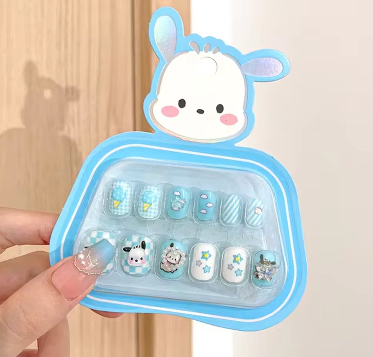 Goedkoopste Almas - Sanrio - Pochacco - Hello Kitty en Vrienden - Plaknagels - Nepnagels 3D - Voor Kinderen - Blauw