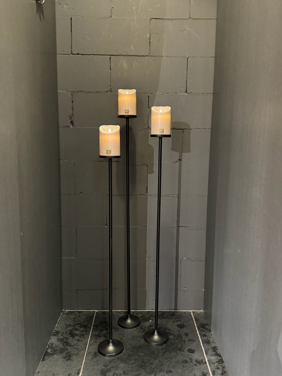 Vloerkandelaren set van 3 stuks zwart incl. beige LED Candles-kaarsenhouder-stompkaarskandelaar-kaarsenstandaard-120,110 en 100 cm hoog-Branded By-Decembertip-Cadeau moeder 5 december-Kerst cadeau-Sinterklaas cadeau – foto 2