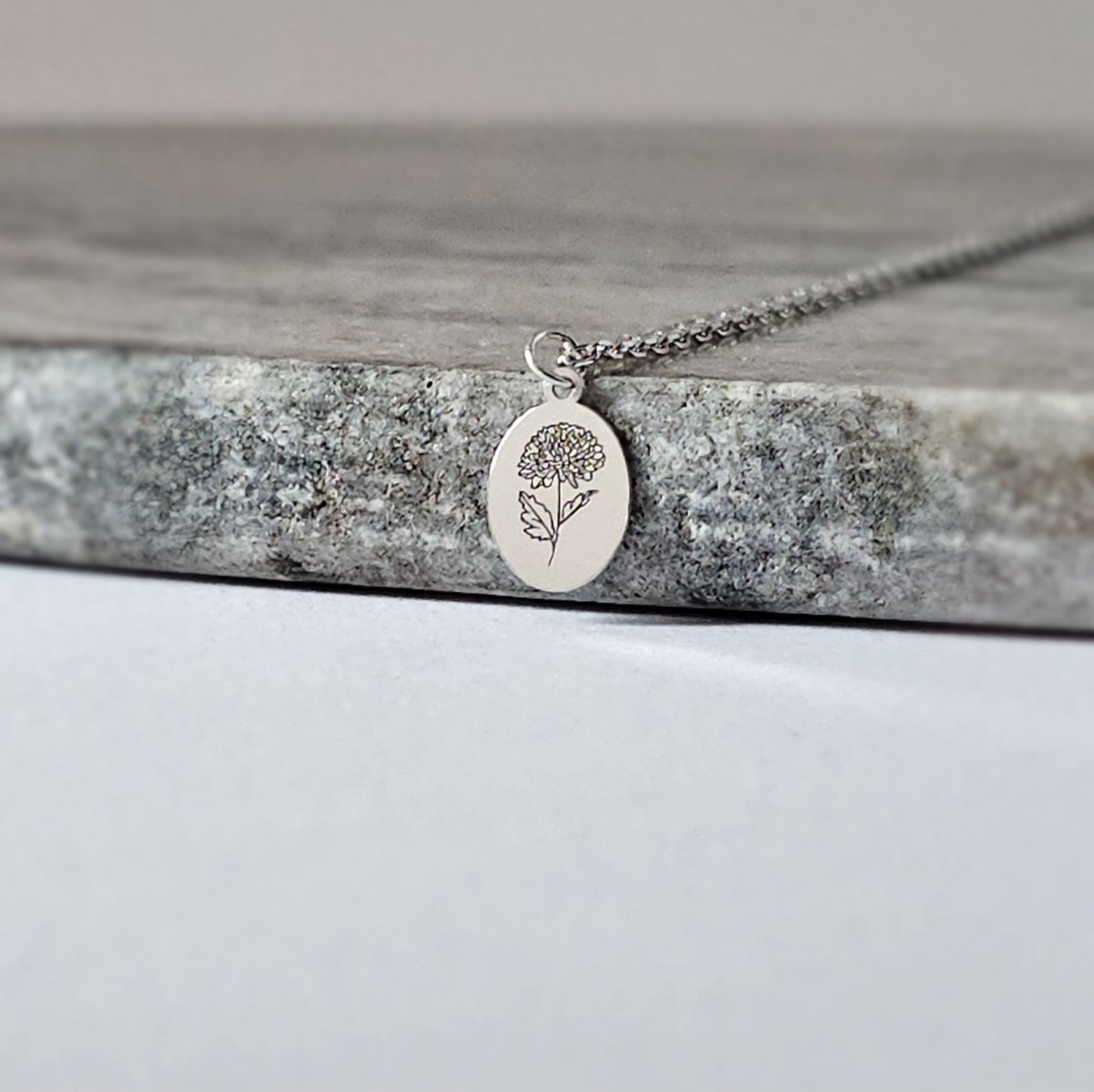 Ellen Life Jewelry | November Geboortebloem Kettingen - Zilver Gepersonaliseerd Keeting - Verjaardag Cadeau Vriendin & Vrouw - Geboortemaand Ketting met Hanger - Handgemaakte Sieraden