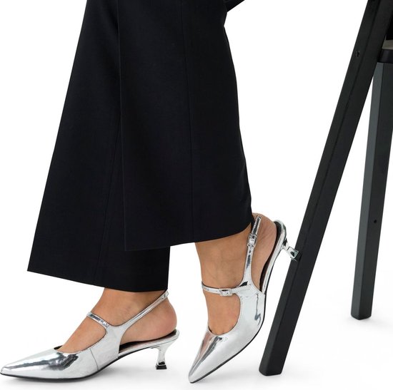 Manfield - Dames - Zilveren lak slingbacks - Maat 39