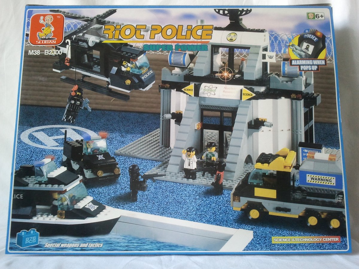 Sluban politie aanvalsteam B2300