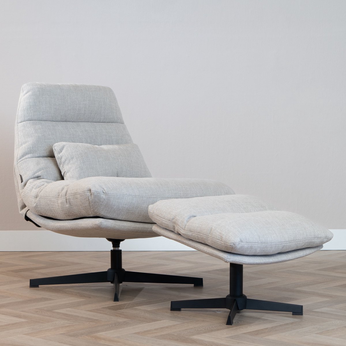 Bronx71® Draaifauteuil met hocker Cristo linnen taupe