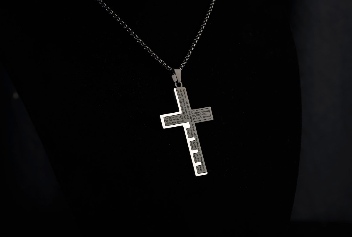 Donley - Ketting - cross- kruis - jesus - cubaans - don - black - zwart - thy kingdom come