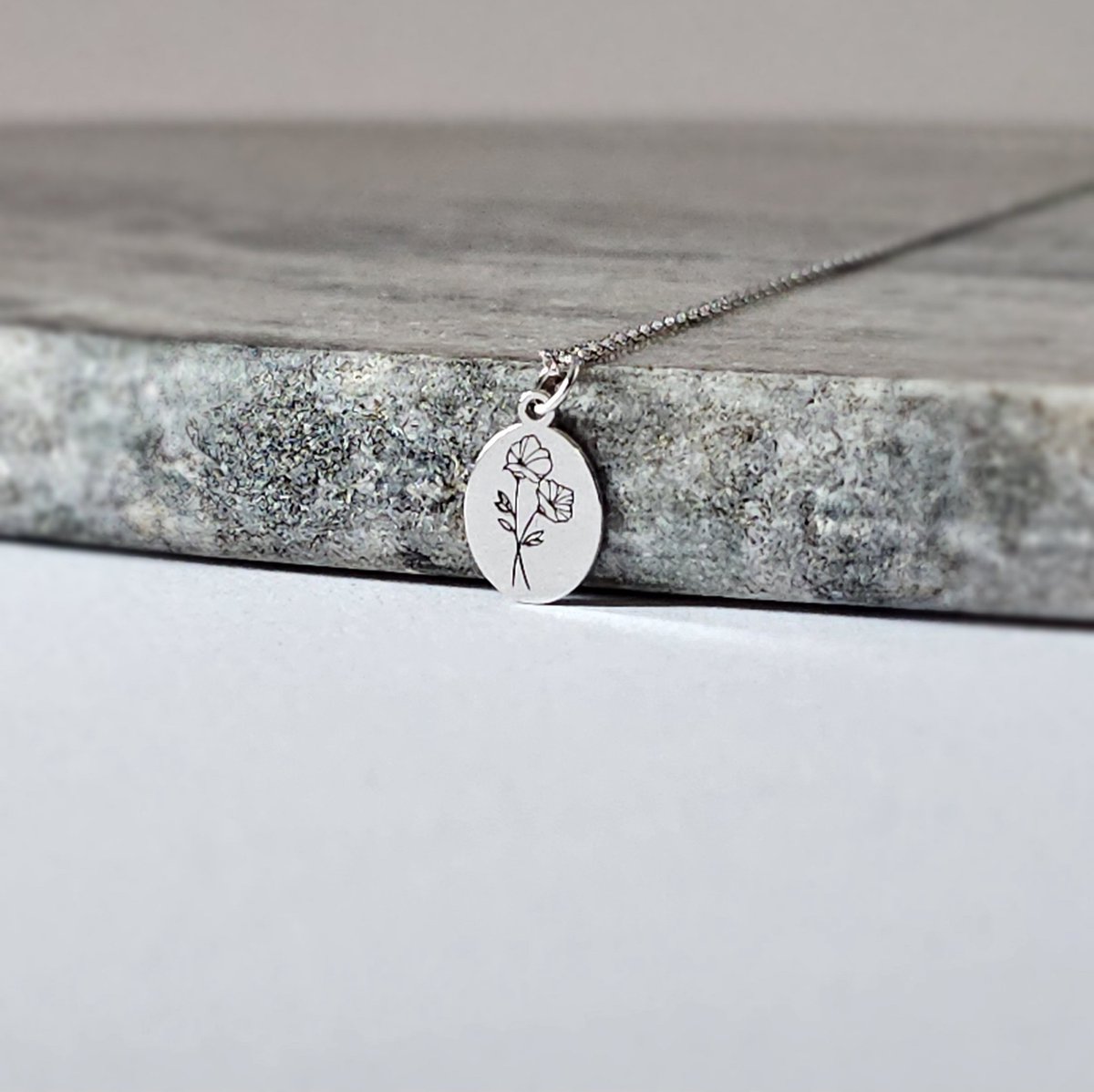 Ellen Life Jewelry | September Geboortebloem Kettingen - Zilver Gepersonaliseerd Keeting - Verjaardag Cadeau Vriendin & Vrouw - Geboortemaand Ketting met Hanger - Handgemaakte Sieraden