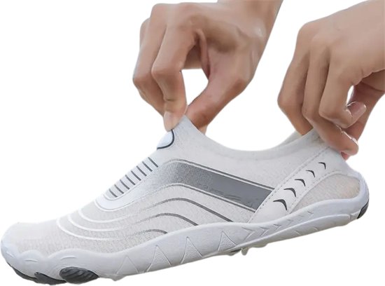 Bovista Chaussures aquatiques pour Enfants et Adultes – Chaussures Aqua – Chaussures aquatiques – Chaussures de natation – Chaussures pour femmes de cours de natation – Wit – 43,5