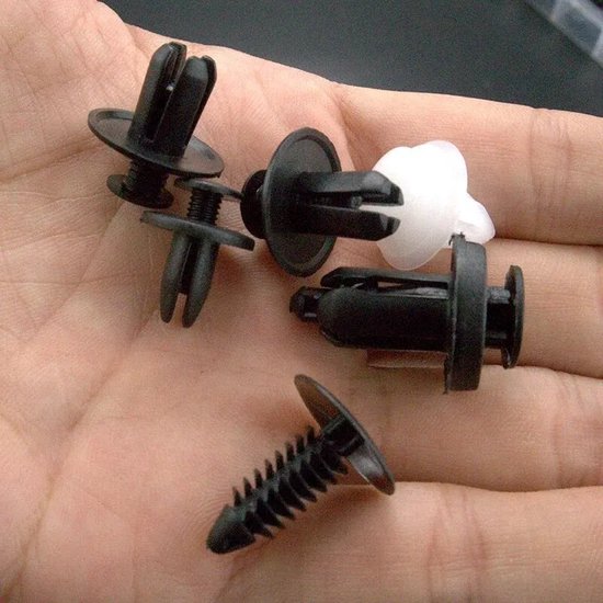 Fabrik preis Auto Stoßstangen halter Clips Nylon Befestigungs elemente Niet Tür Fabrik preis Auto Stoßstangen halter Clips Nylon Befestigungs elemente Niet Tür