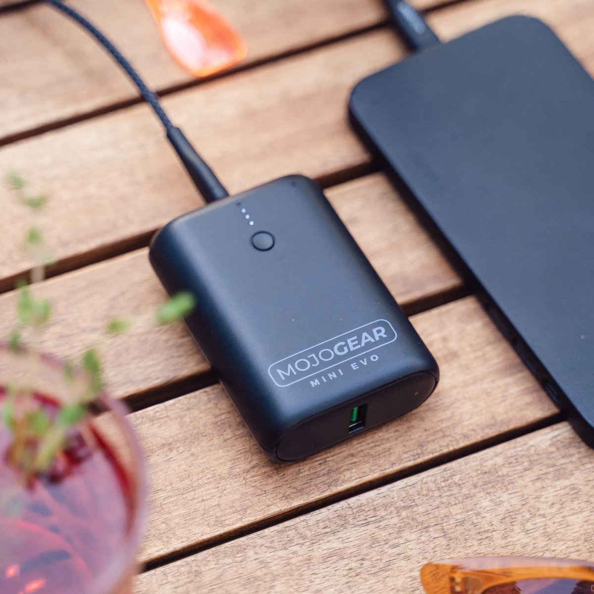 MOJOGEAR Mini EVO Powerbank 10.000 mAh Zwart - afbeelding 2
