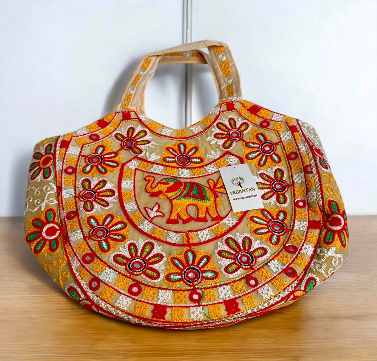 Schoudertas - Vedantan - Damesschoudertas - 30 x 45 cm - Katoen - Kleurrijk borduurwerk - Etnisch Cadeau - Kerst - Feest - WeekendTas - Shopper - Reistas - Tote bag -Draagtas - Ritssluiting
