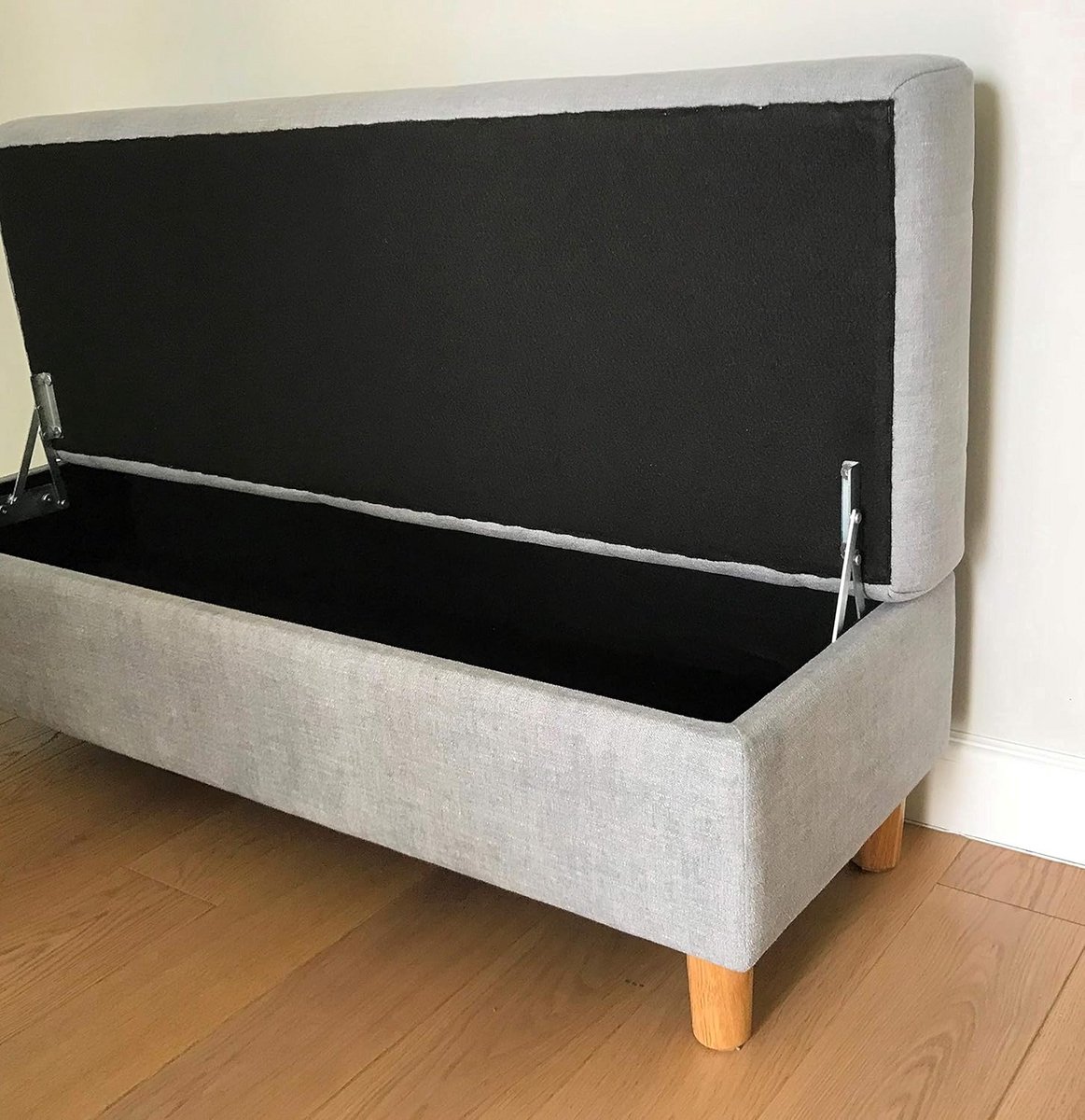 Voetenbank met opbergruimte en knooptufting, 80 cm breed, Rechthoekige gestoffeerde zitbank voor slaapkamer en hal