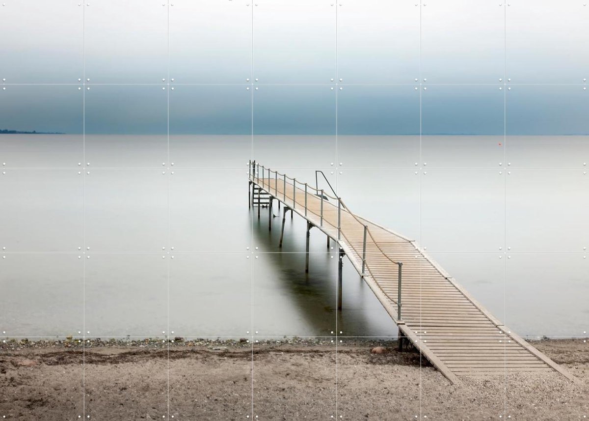 IXXI Silence at the Jetty in Denmark, Claire Droppert - 140 x 100 cm - Gratis ophangtool - Grote wanddecoratie en posters - Minimalisme, Fotografie