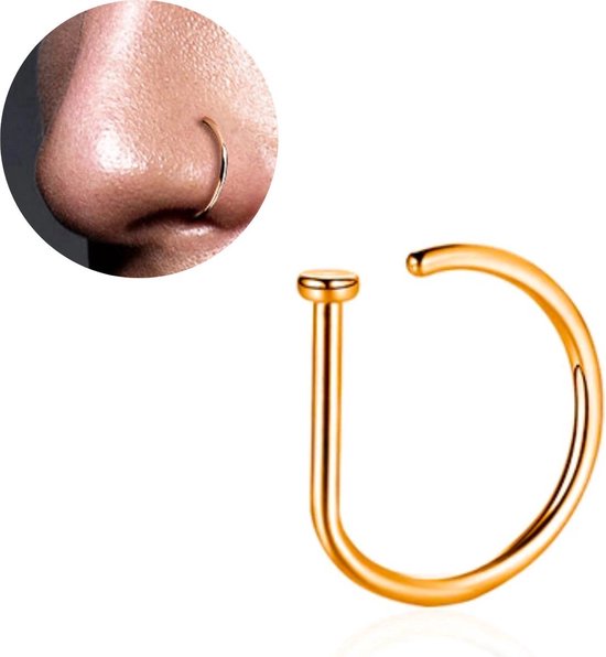Gouden neusring in een neus en losse neusring.