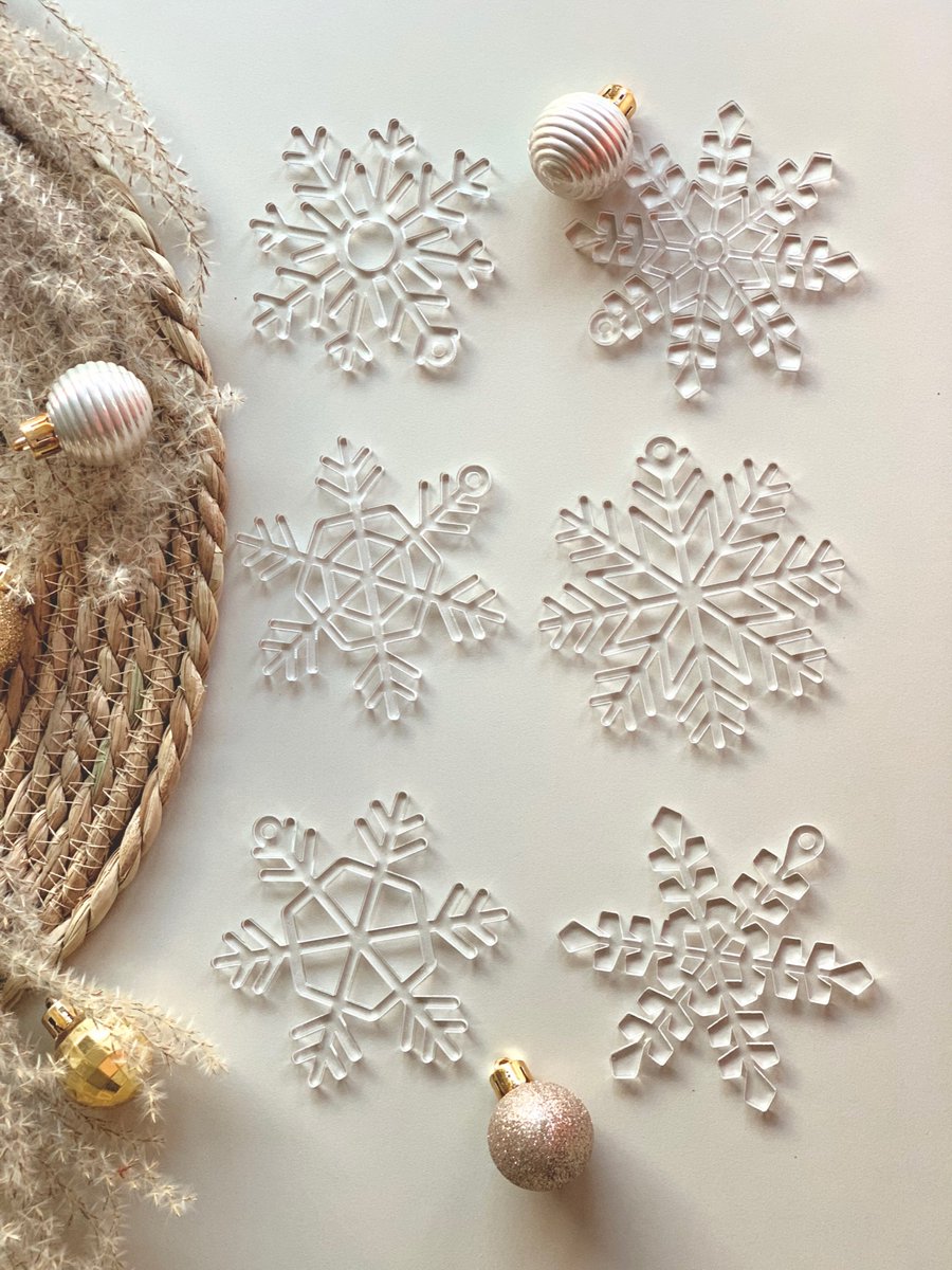 Kerstversiering - Christmas decoration | Sneeuwvlokken ø 9cm Snowflakes (6 st) | Transparant - Transparent | Kerstboomhanger - Christmas tree hangers - Ijskristal - Decoratie - Helder - Sneeuwkristal
