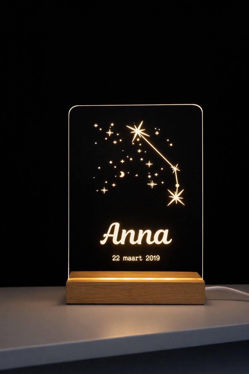Gepersonaliseerd sterrenbeeld lampje Kreeft – Met Naam & Datum – Uniek Nachtlampje Babykamer - kraamcadeau - 11x15cm - ledlamp