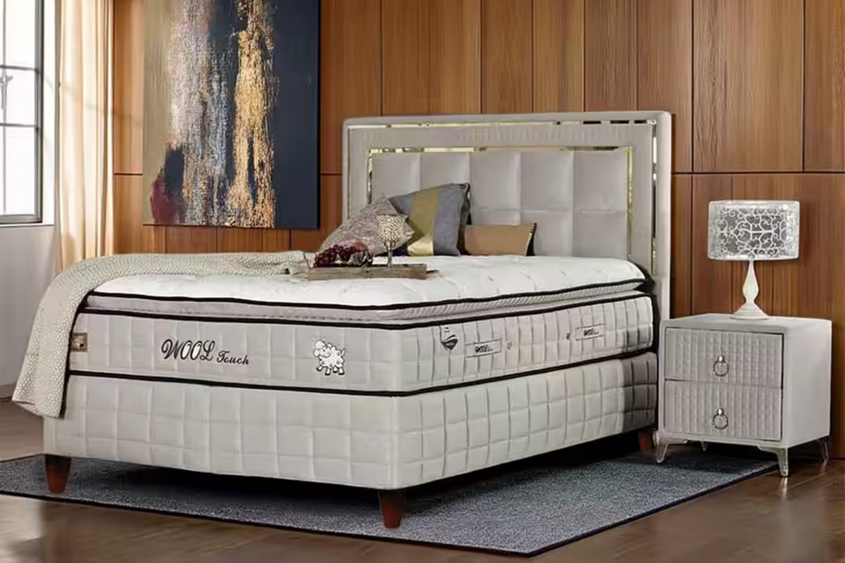BSS Bedding WoolTouch - Boxspring - Complete Boxspring - 180x200 - Inclusief Dekbed - Kingsize Boxspring - Bedden - Natuurlijke Schapenwol - Luxe Bed Set - Slaapkamerbed - 1 x Matras met Topper, 2 x Bedbox, 1 x Hoofdbord
