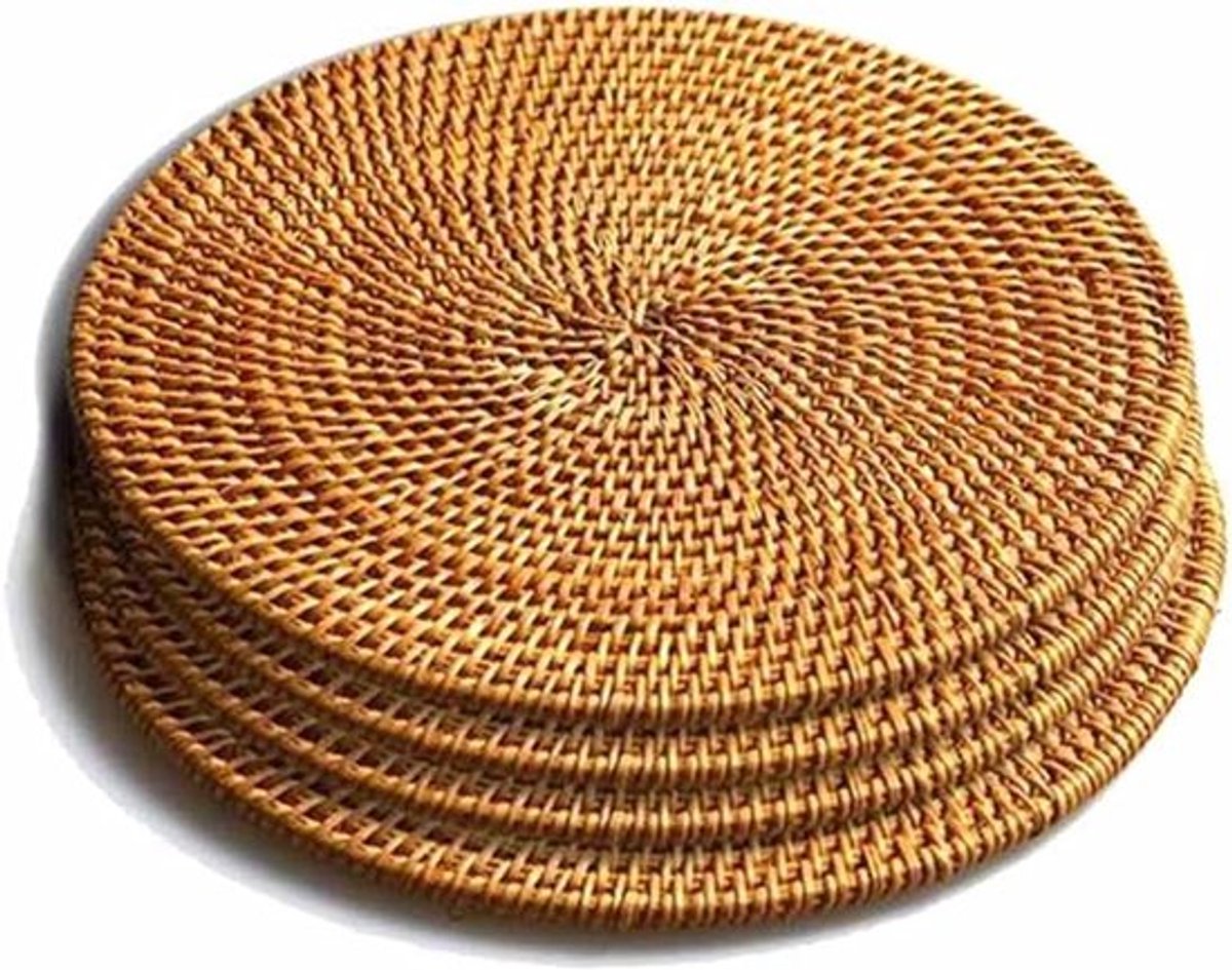 Isolatiemat - Geweven mat - 4 stuks - Rotan mat voor warme gerechten - 18 cm - Anti-verbranding onderzetters - Handgemaakte onderzetters - Milieuvriendelijke onderzetters - Thee accessoires