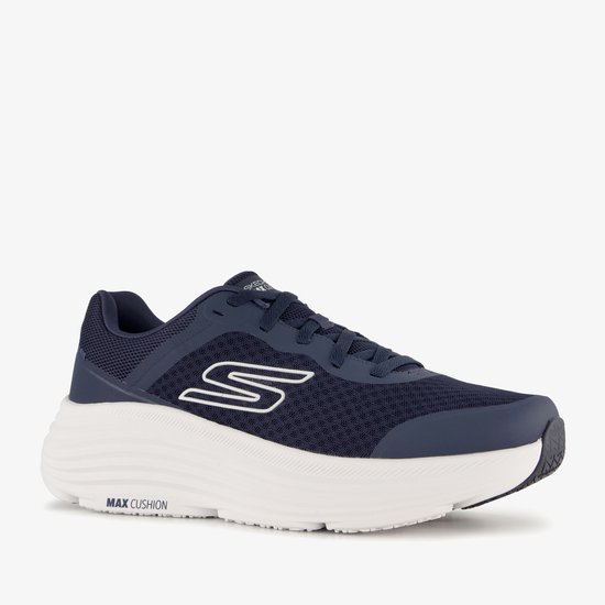Vue latérale d'une sneaker Skechers GOrun bleu marine avec logo Skechers blanc et semelle épaisse blanche avec inscription 'MAX CUSHION'.