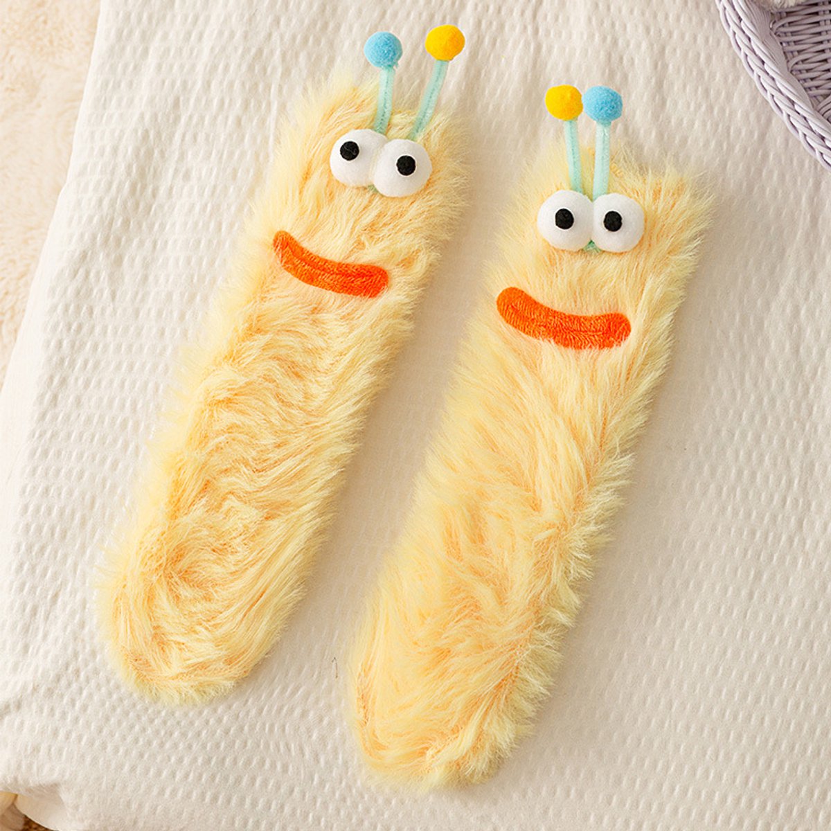 Kraftverdia Sokken Dames 3D Monster Sokken Slaapsok Fuzzy Grappige Sokken Casual Katoenen Sokken One Geel