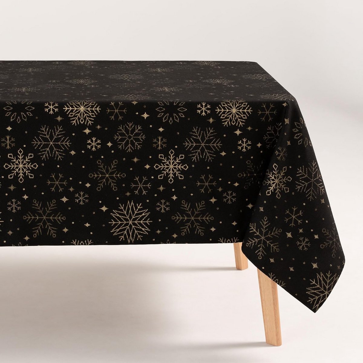 Luxe Kerst Tafelkleed Jacquard Zwart met Bloemmotief en Goudaccenten
