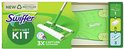 Emballage Swiffer Dry+Wet Kit aux couleurs verte et blanche. Contient une serpillière avec manche et des recharges.