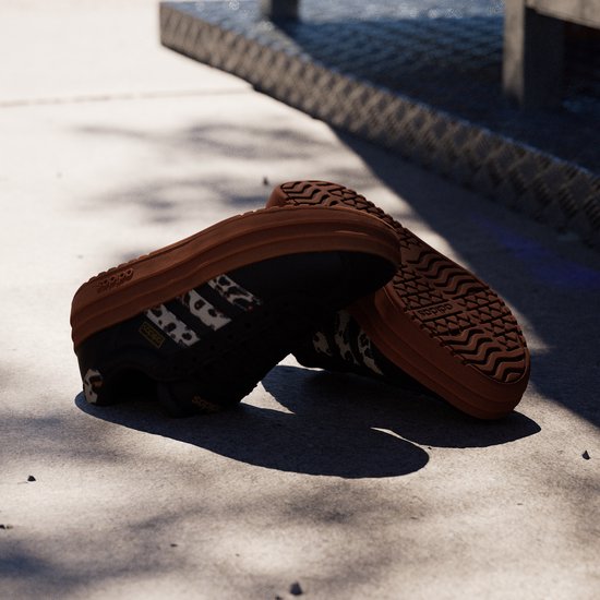 adidas Sportswear CHAUSSURE VL COURT BOLD - Femmes - Marron - 40