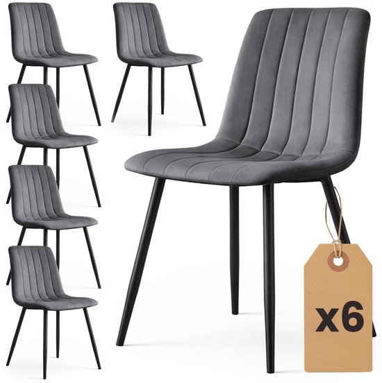 Ensemble de six chaises de salle à manger anthracite grises rayées aux pieds noirs, avec une chaise plus grande au premier plan.