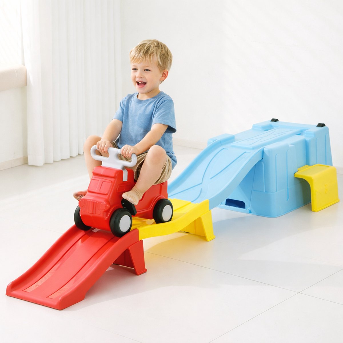 Sensorische Integratie Scooter met Glijbaan – 3-in-1 Kinder Speeltoestel met Loopbalk, Ride-On Auto en Racebaan – Stimuleert Balans & Motoriek – Binnen en Buiten