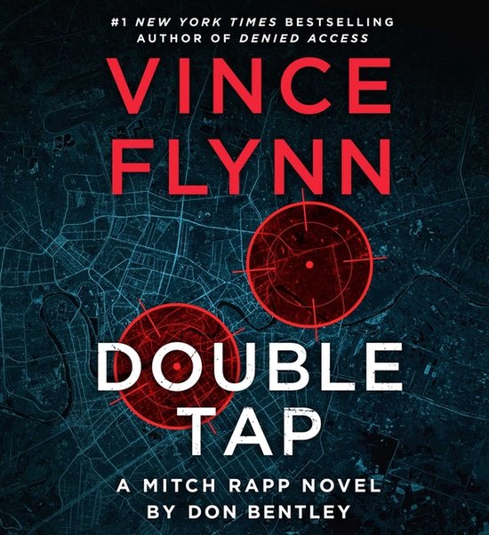 Boekcover van "Double Tap" van Vince Flynn, met een stadkaart op de achtergrond en rode vizieren.
