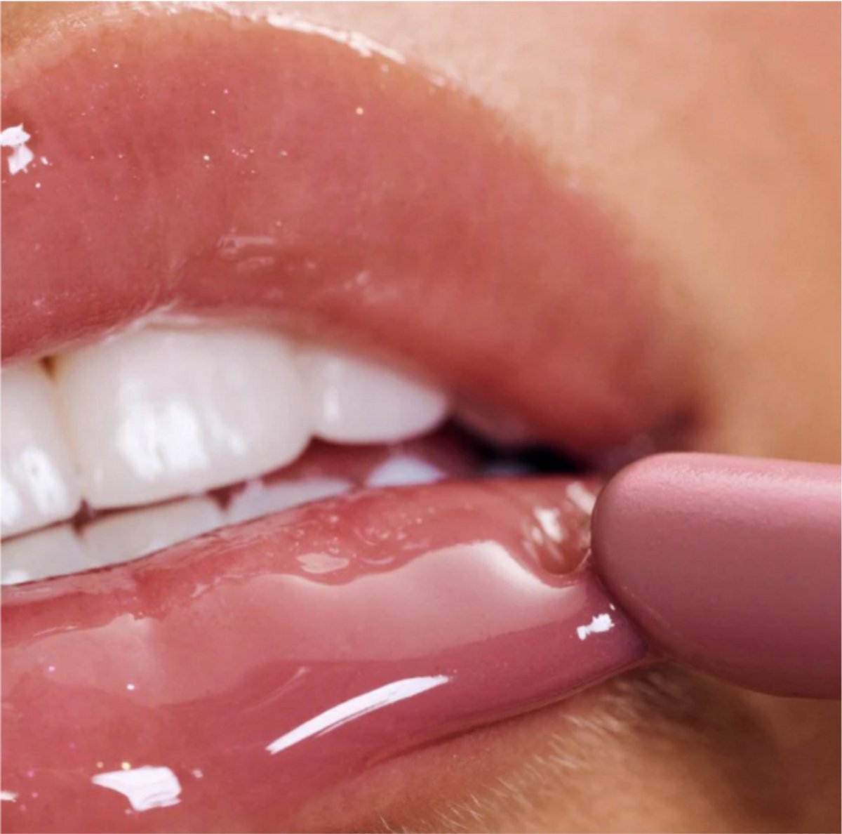Rhode - Peptide Lip Tint Tinted Lip Layer - soft mauve - salty tan — cadeau in Verzorging - foto 2