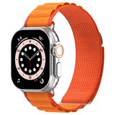 Nylon bandje - Geschikt voor Apple Watch 44/45/46/49mm (Series 12/11/10), (Ultra 4/3/2), (Series 7/8/9), (Series 4/5/6, SE 1/2/3) - Premium kwaliteit - Oranje