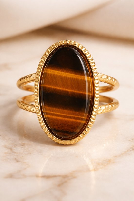 Lundholm Sienna Statement Ring Dames Goud Kleurig – Premium Stainless Steel Gold PVD Plated – Luxe Verstelbare Ring met Tijgeroog Groot – One Size – Scandinavisch Design