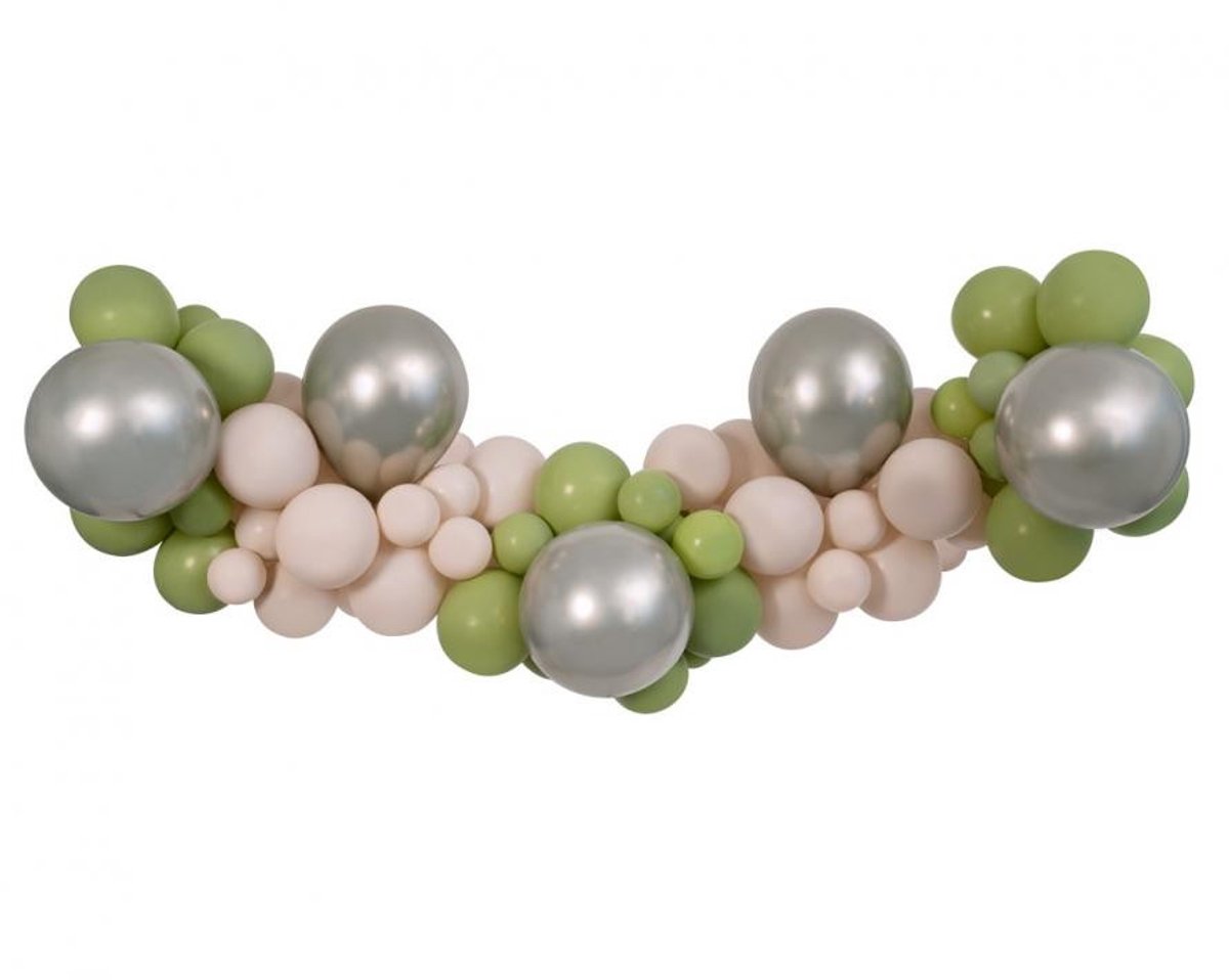 Kleur Champagne-latte ballon, slinger met 65 stukjes