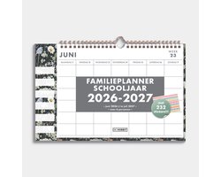Hobbit - Familieplanner 2026 - 2027 - Familiekalender - Weekkalender - Omslag - 1 week op 1 pagina - (22cm x 34cm) - 6 personen - Weidebloemen
