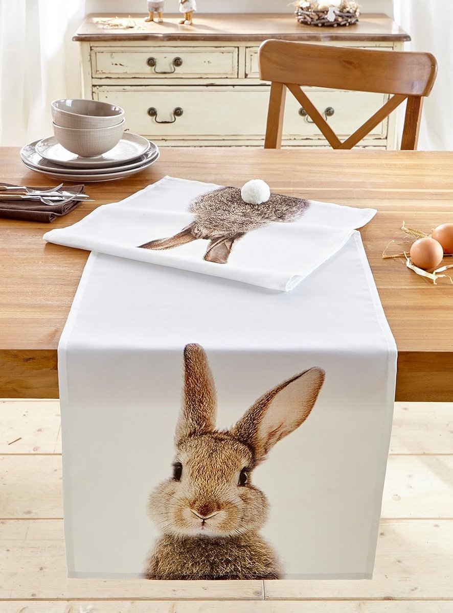 Witte Tafelloper met Pompon Konijntjes - Polyester Decoratie voor Tafel