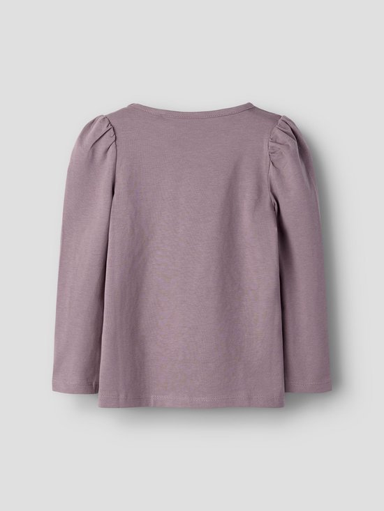 Achterkant van een lila meisjes longsleeve met pofmouwen.