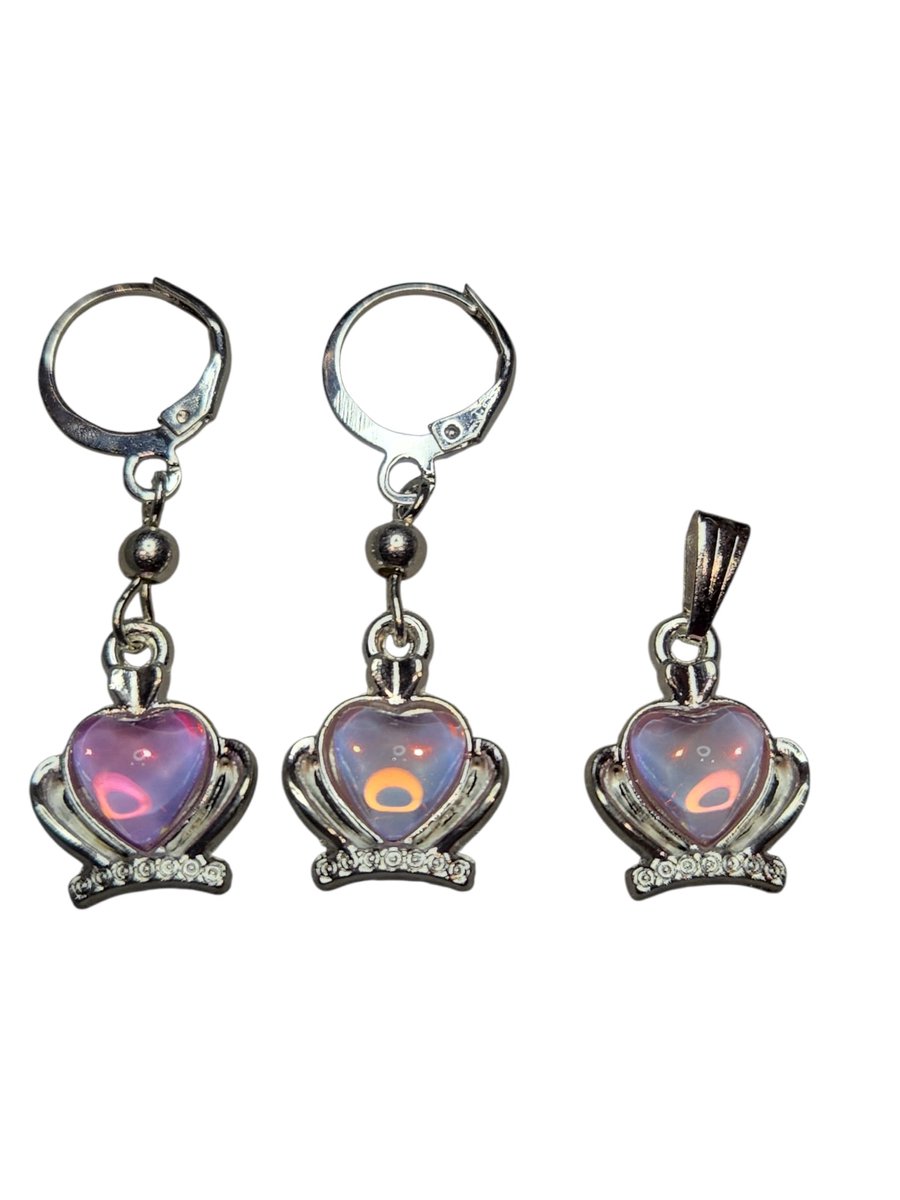 oorbellen set queen hart met hanger