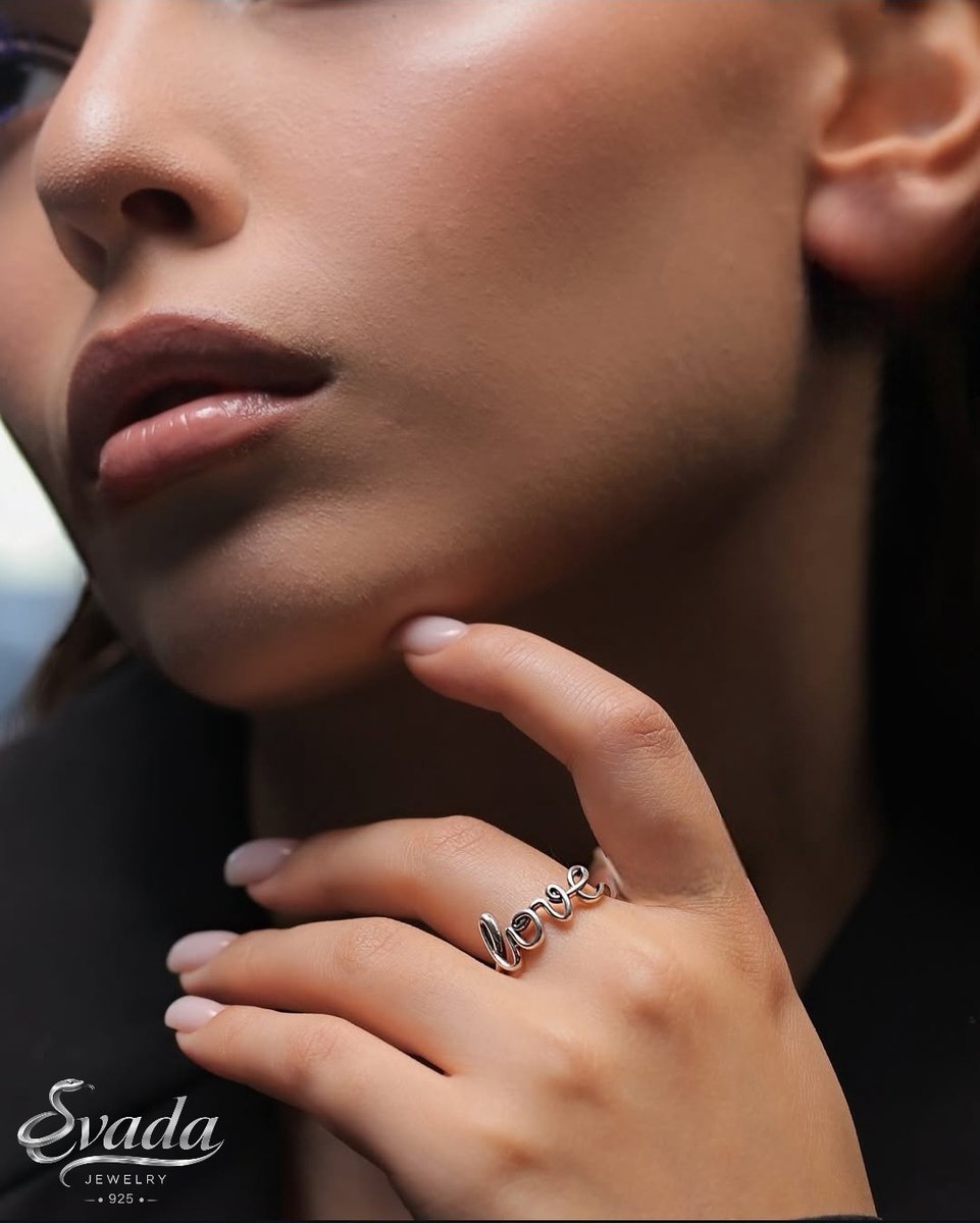 Zilveren ring dames, love ring zilver, handgemaakte ring, 925 zilveren ring, verstelbare ring dames, minimalistische ring, romantische ring, cadeau ring liefde, dames sieraad zilver, sterling silver ring
