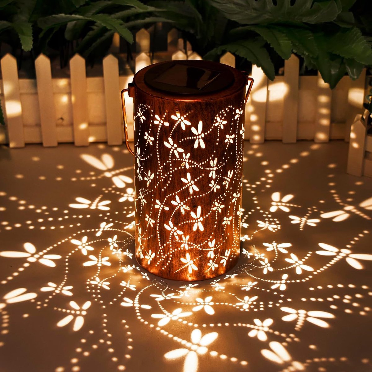 Metalen LED Sfeerverlichting voor Tuin, Patio, Portiek en Balkon Decoratie - Decoratieve lantaarns op zonne-energie - C-model Libelijn