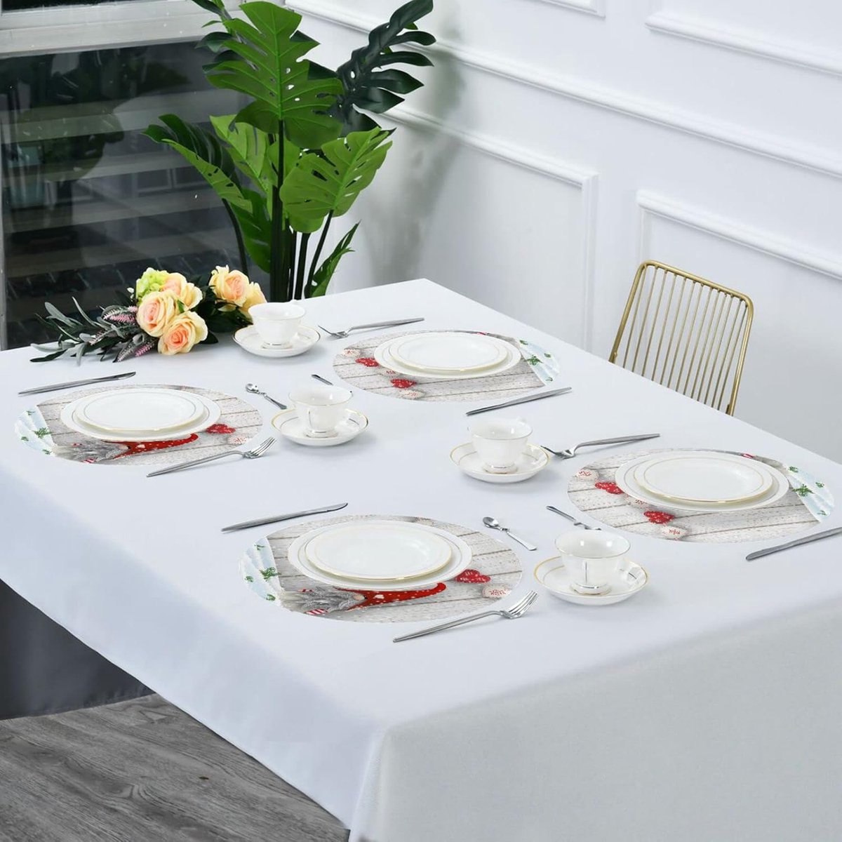 Kerst Placemats - Tafelmatten Set - Kerstdiner Bescherming - Wasbaar Polyester - 39cm Rond