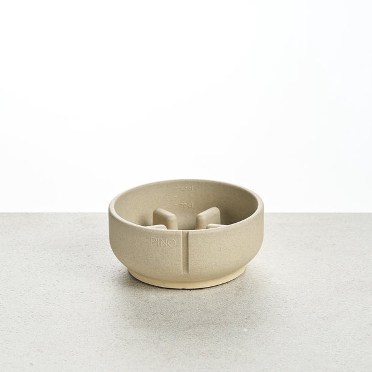 PINO Sandstone Hondenvoerbak Slowfeeder (anti-schrok) - Beige (Owl Greige) - Small ⌀14cm - 400ml
