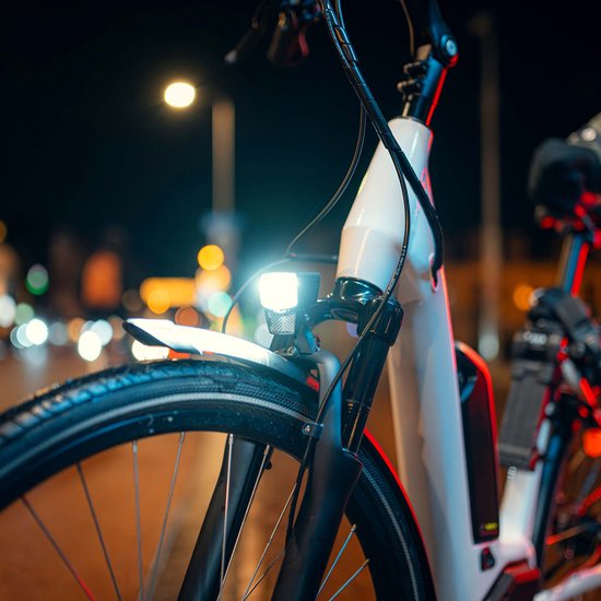AXA Nxt 60 E‑bike Koplamp - LED Fietsverlichting - 60 Lux - 6–12 V Aansluiting - 80 m Lichtbundel - 4.500 m Zichtbaarheid - Geïntegreerde Reflector - Voorvork of Stuurbeugel — afbeelding 4