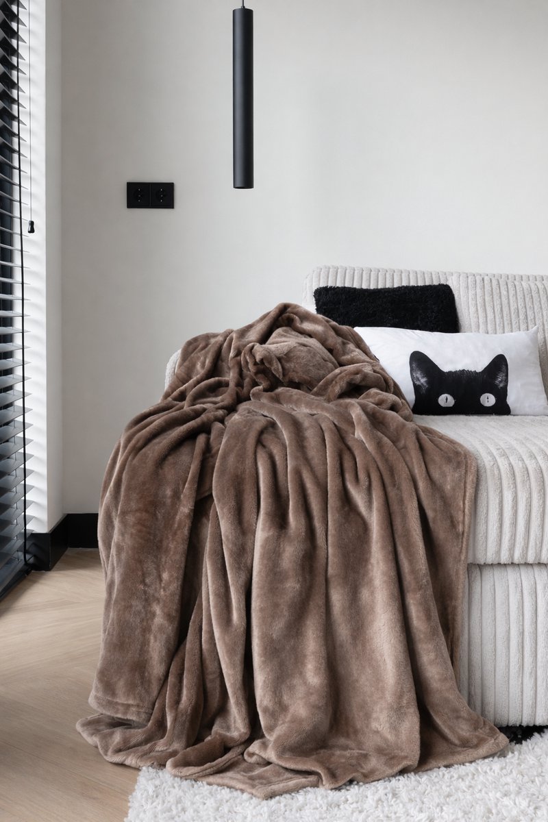 Fleece deken - Velvet plaid - 200x220 cm - 300gsm - Taupe - Bankdeken - Zachte deken