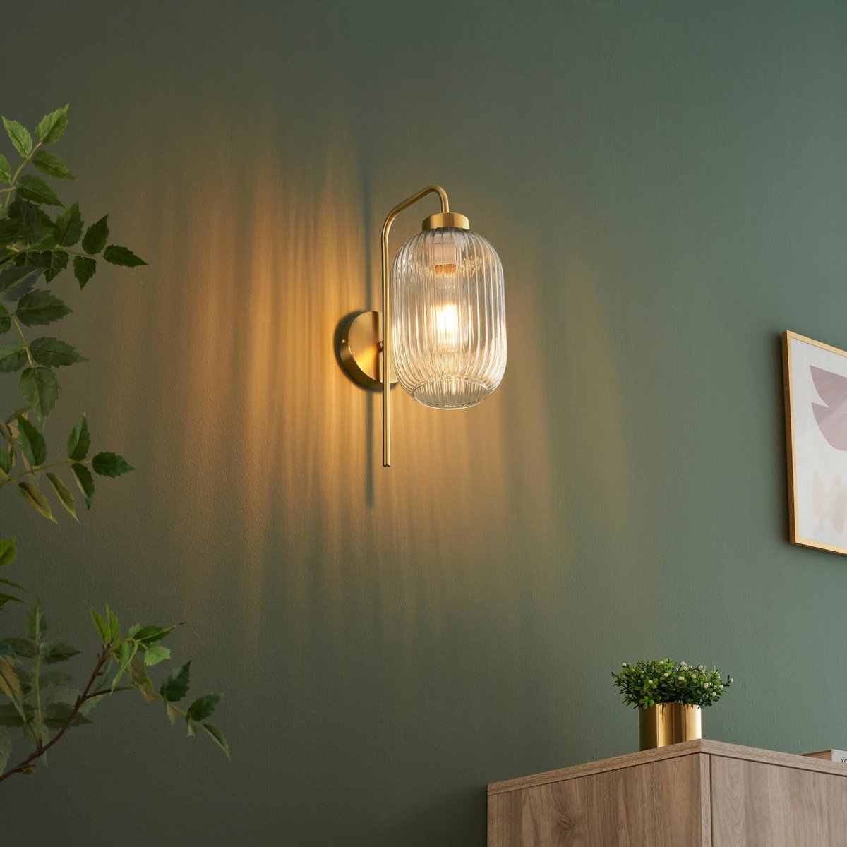 Vintage Wandlamp Goud met Geribbeld Glas - E27 Fitting - Sfeervolle Verlichting Woonkamer Slaapkamer