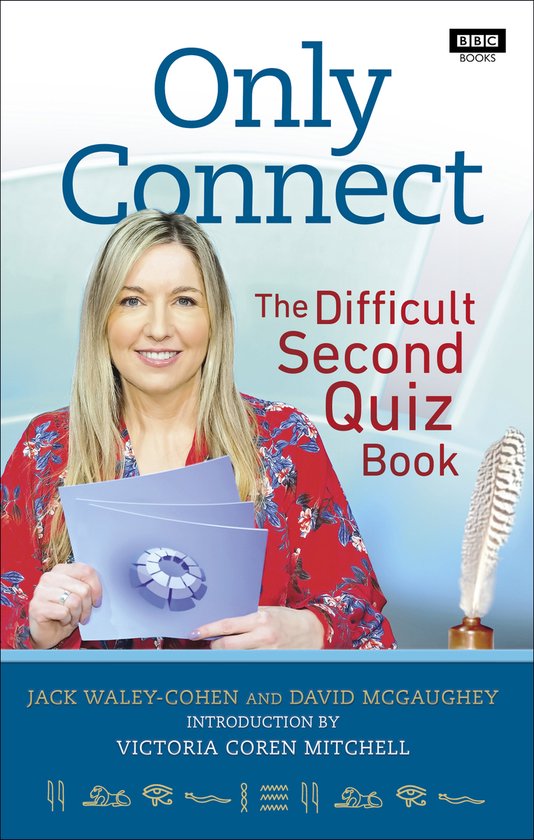 Vrouw met blond haar, draagt een rood bloesje, houdt een blauw document vast. 'Only Connect The Difficult Second Quiz Book'