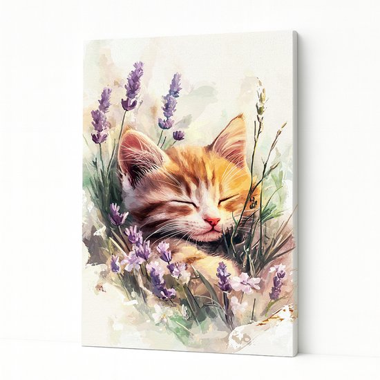 Aquarelprint van een slapend oranje katje omringd door paarse lavendelbloemen.