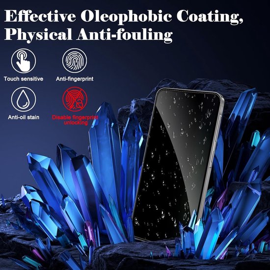 Telefoon met waterdruppels op scherm, omringd door blauwe kristallen. Iconen: gevoelig, anti-vingerafdruk, anti-olie.