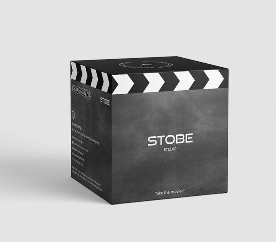 Zwarte STOBE STUDIO doos met 'Like the movies' tekst en filmclapper details. Afmetingen 46x31x26cm.