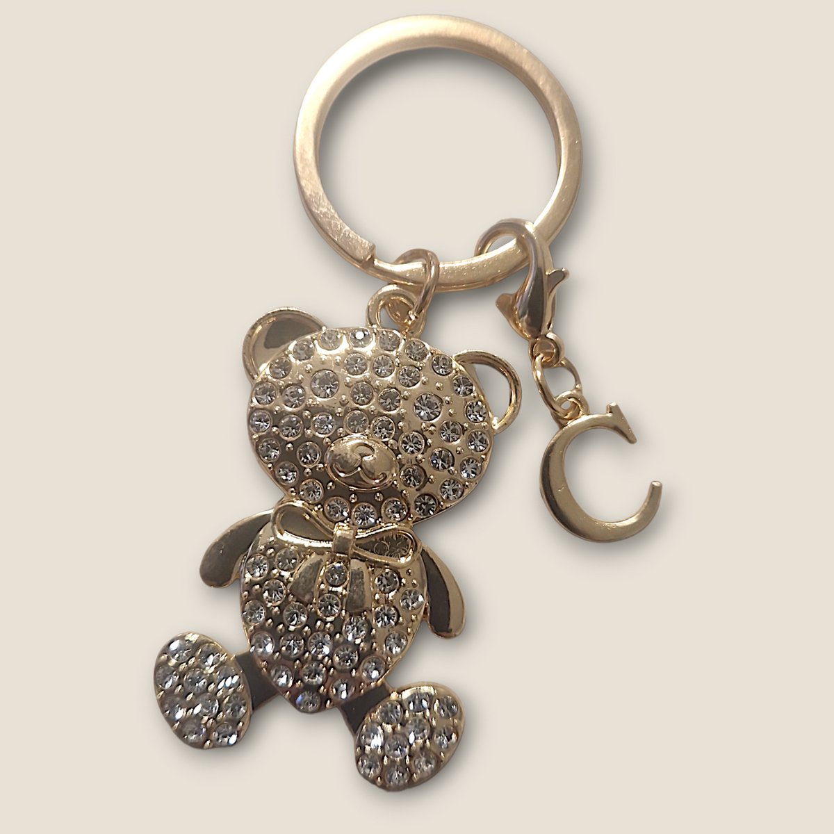 Sleutelhanger Beertje met Letter C - Gepersonaliseerd - Persoonlijk cadeau - Verjaardagscadeau - Kraamcadeau - Persoonlijk geschenk - Tashanger - Sleutelhanger