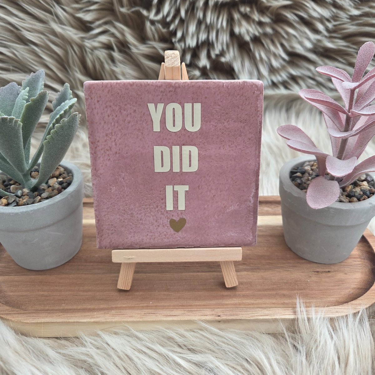 CreaCraft Robuust Wenstegeltje “You did it” - Tegeltjes met tekst - Cadeau - Geslaagd – Vriend, vriendin, zus, familie, collega - Incl Standaard – CreaCraft Oudroze/Beige