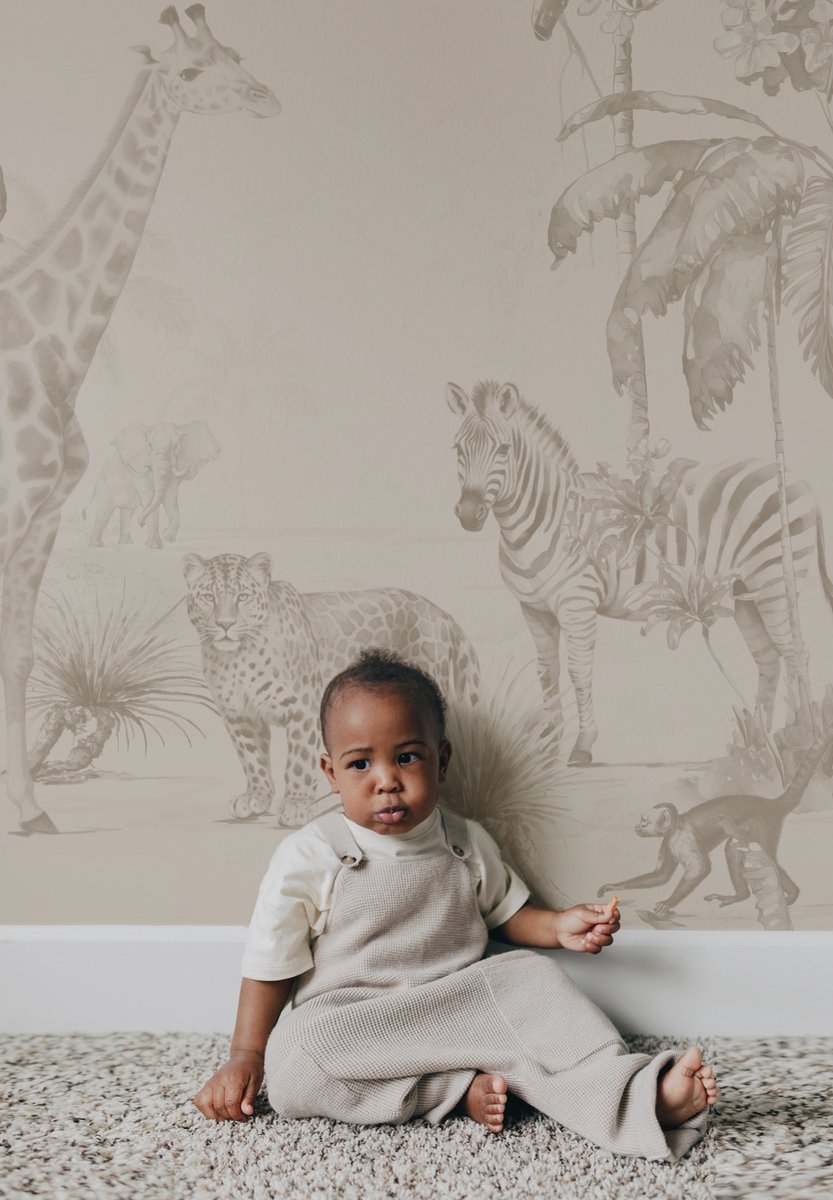 Whymsical Wildlife Neutral 200cm breed x 280cm hoog