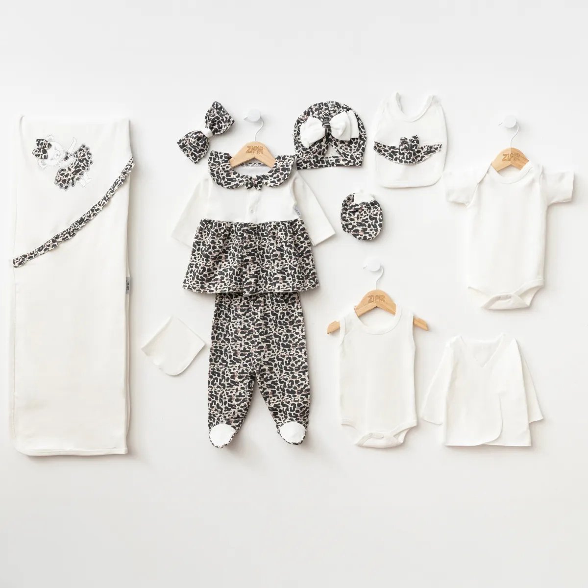 Leopard - Baby newborn 10-delige newborn kleding set - Newborn set - Babykleding - Babyshower cadeau - Kraamcadeau